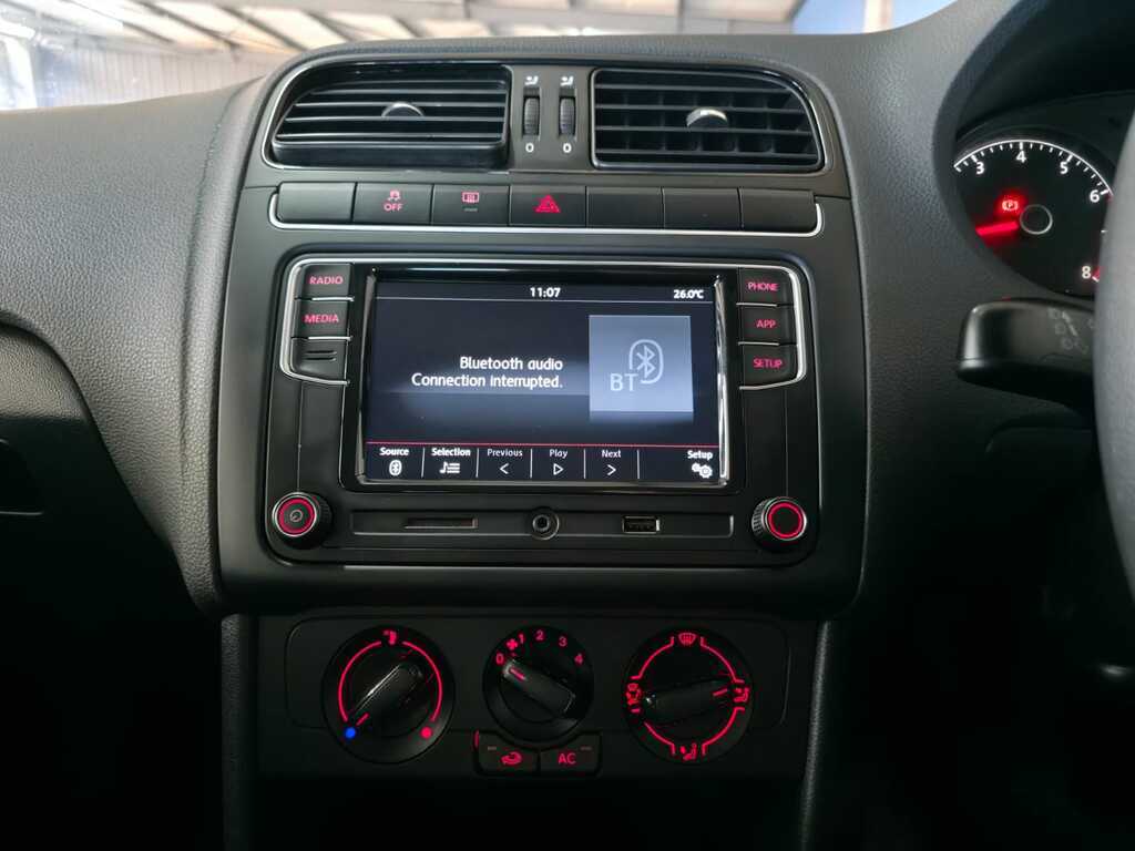 VOLKSWAGEN POLO VIVO POLO VIVO 1.6 COMFORTLINE TIP (5DR) - 10