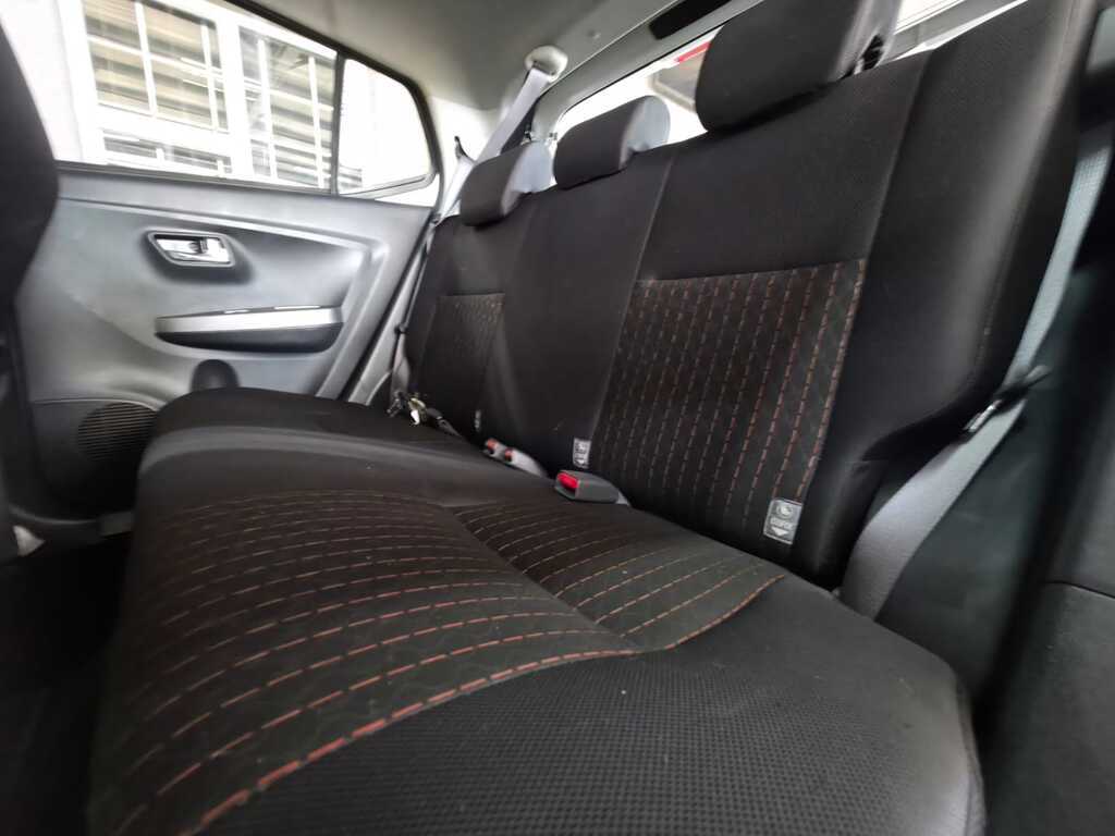 TOYOTA AGYA AGYA 1.0 - 7
