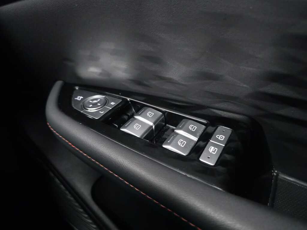 BAIC X55 X55 1.5T PREMIUM A/T - 18