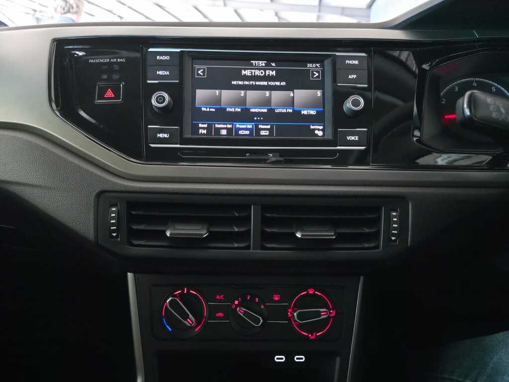 VOLKSWAGEN POLO POLO 1.0 TSI TRENDLINE - 13
