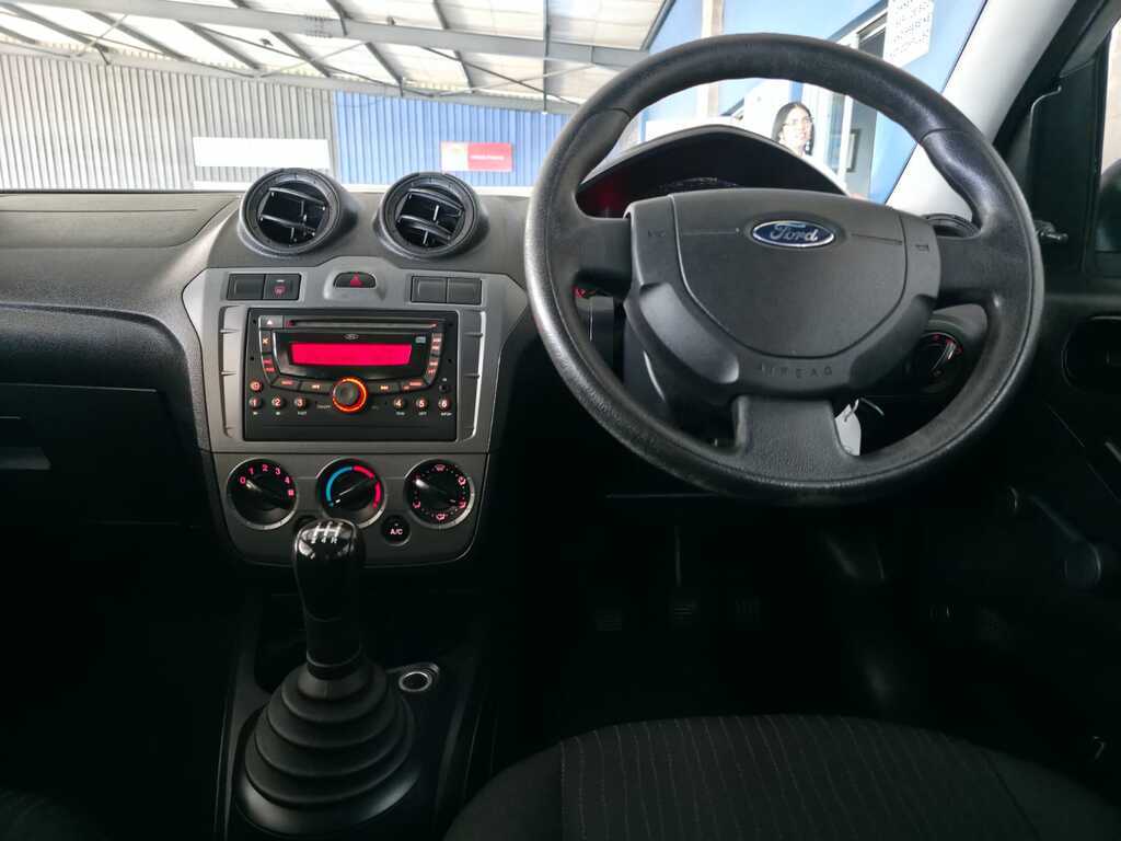 FORD FIGO FIGO 1.4 AMBIENTE - 12