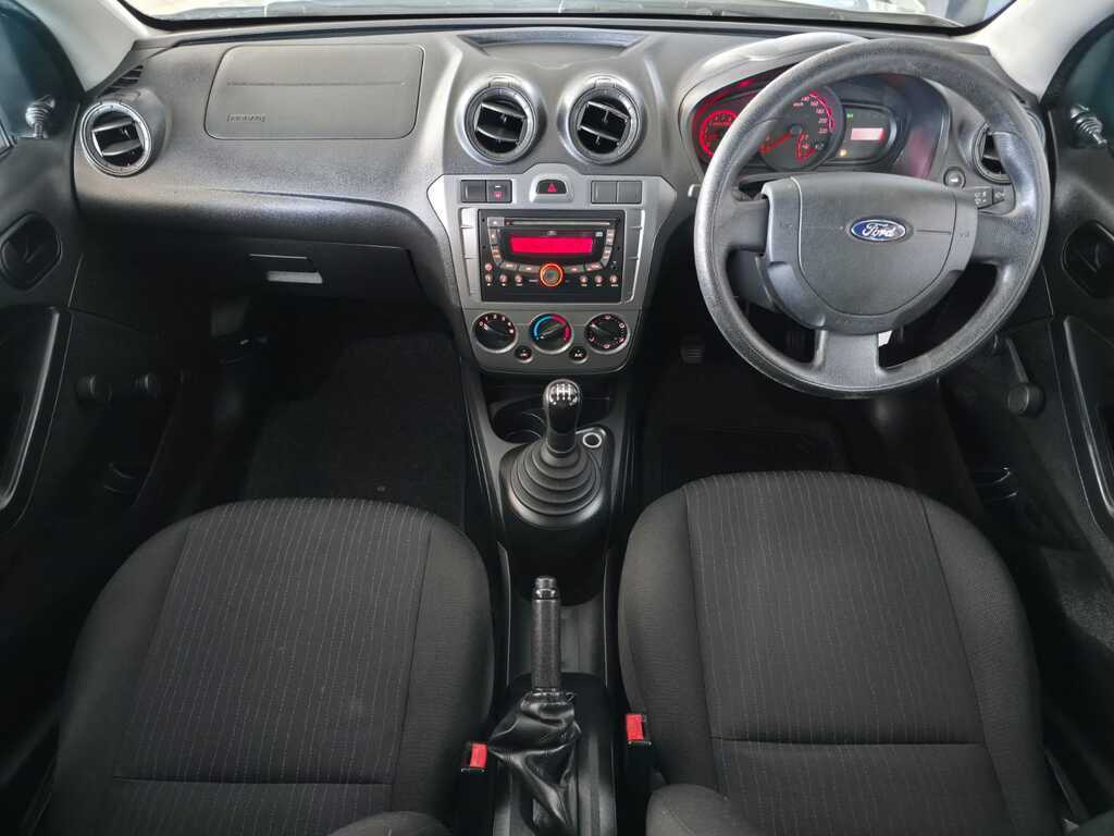 FORD FIGO FIGO 1.4 AMBIENTE - 9