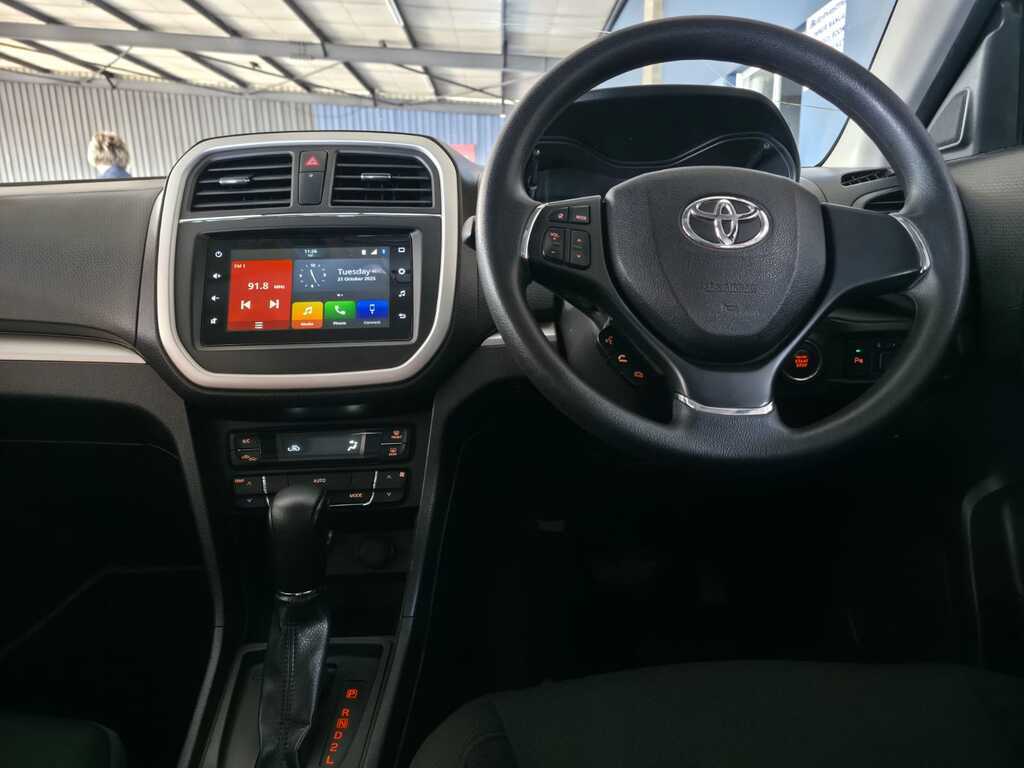 TOYOTA URBAN CRUISER URBAN CRUISER 1.5 Xi - 11