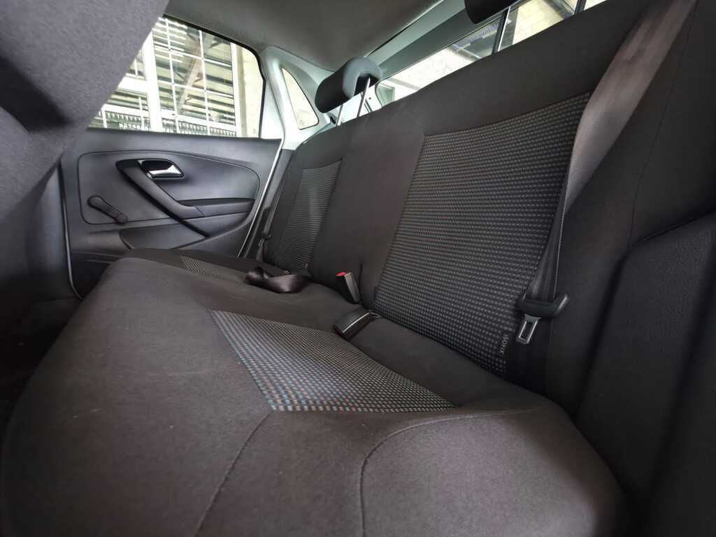 VOLKSWAGEN POLO VIVO POLO VIVO 1.4 COMFORTLINE (5DR)