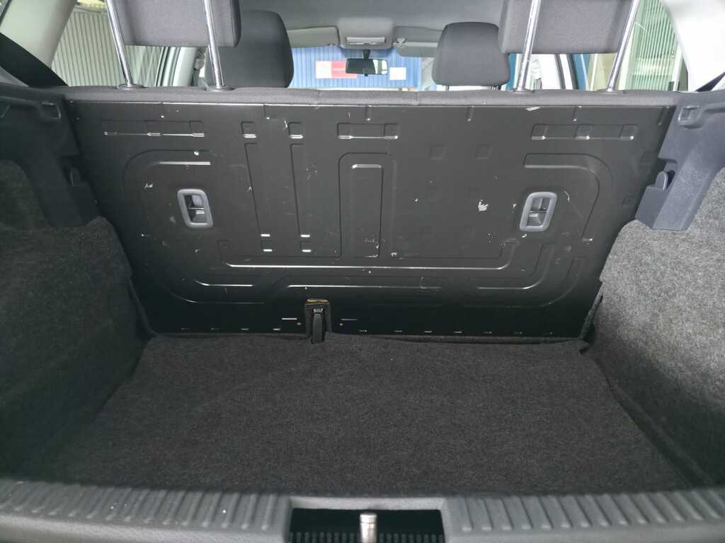 VOLKSWAGEN POLO VIVO POLO VIVO 1.4 COMFORTLINE (5DR)