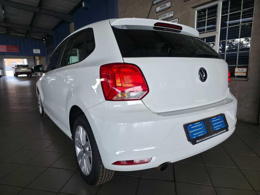 VOLKSWAGEN POLO VIVO POLO VIVO 1.4 COMFORTLINE (5DR)