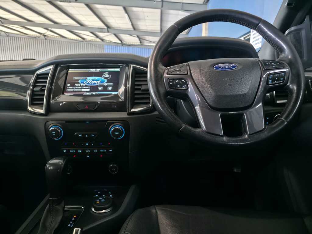 FORD EVEREST EVEREST 3.2 TDCi LTD 4X4 A/T