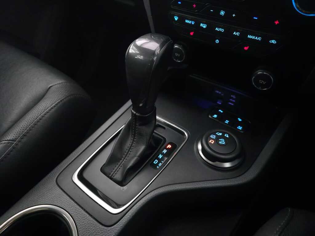 FORD EVEREST EVEREST 3.2 TDCi LTD 4X4 A/T