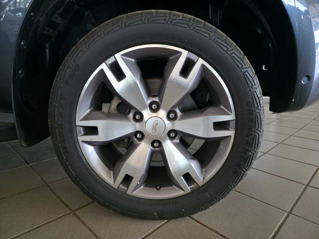 FORD EVEREST EVEREST 3.2 TDCi LTD 4X4 A/T