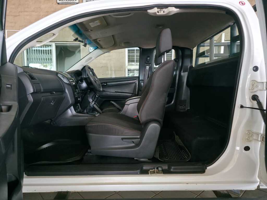 ISUZU KB KB 250D-TEQ HO HI RIDER P/U E/CAB - 11