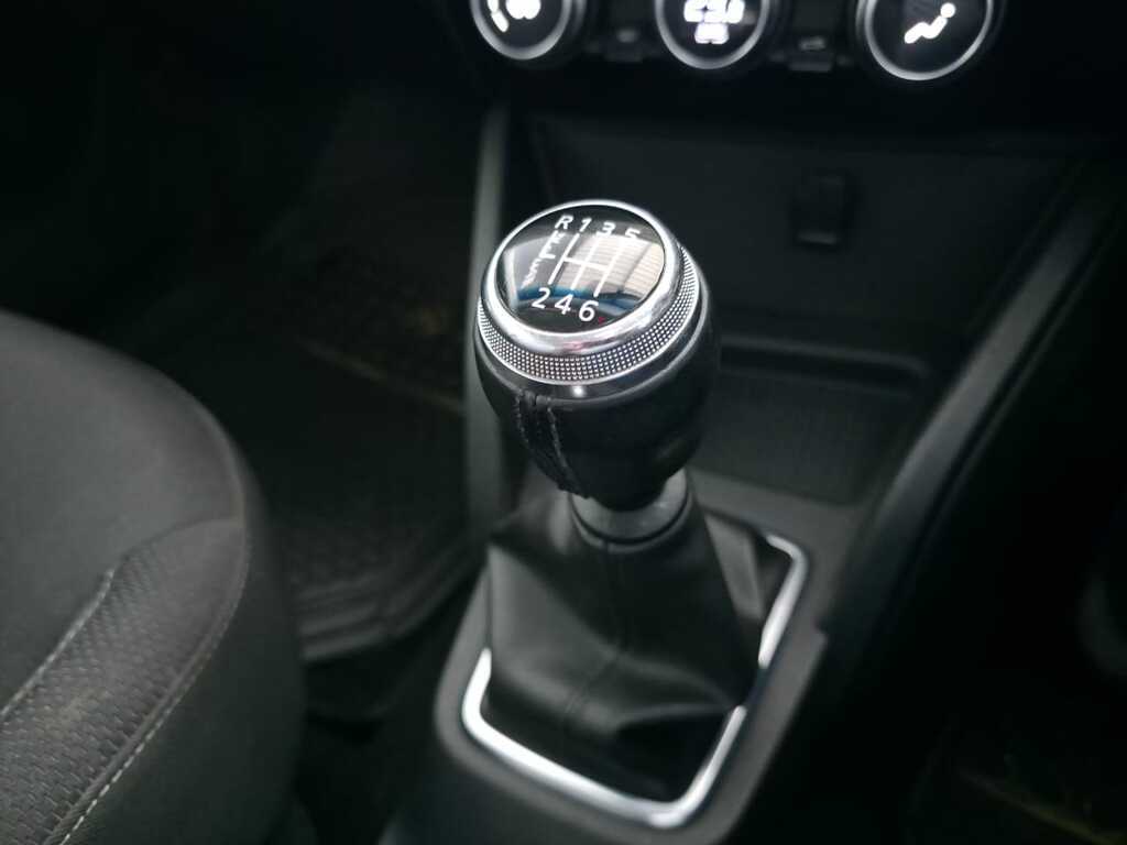 RENAULT DUSTER DUSTER 1.5 dCI DYNAMIQUE 4X4 - 11