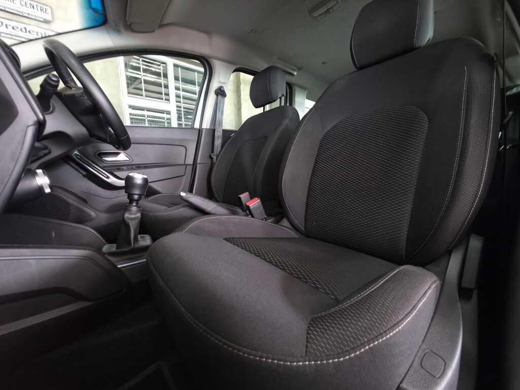 RENAULT DUSTER DUSTER 1.5 dCI DYNAMIQUE 4X4 - 6