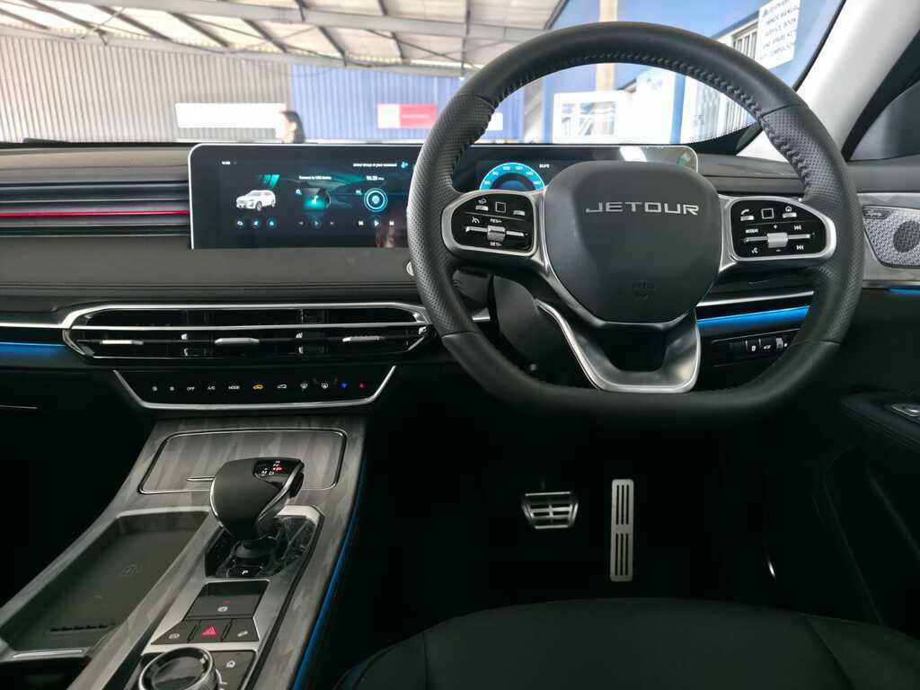 JETOUR X70 X70 PLUS 1.5T MOMENTUM