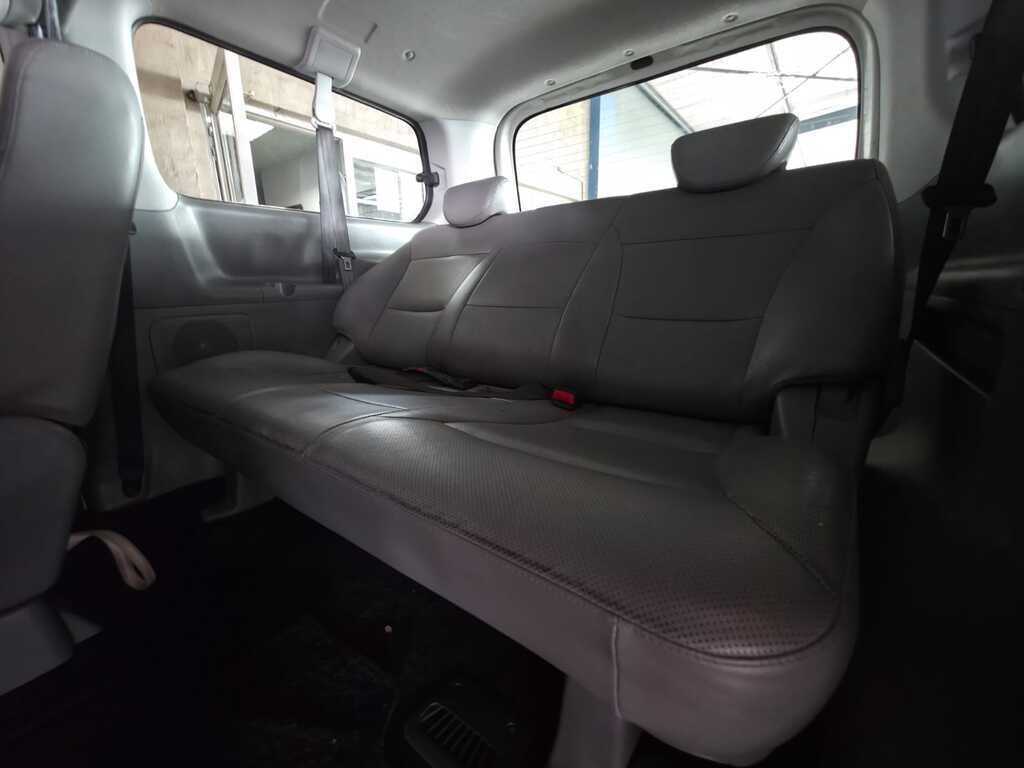 HYUNDAI H-1 H-1 2.5 CRDI (VGT) WAGON A/T