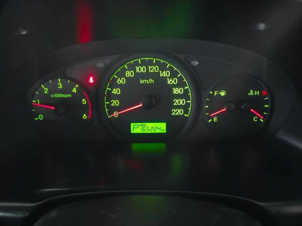 HYUNDAI H-1 H-1 2.5 CRDI (VGT) WAGON A/T