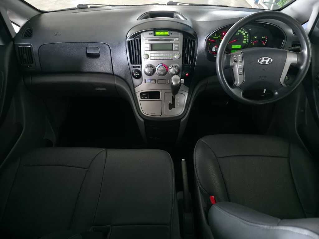 HYUNDAI H-1 H-1 2.5 CRDI (VGT) WAGON A/T