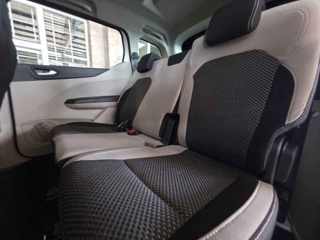 RENAULT TRIBER TRIBER 1.0 PRESTIGE / INTENS AMT