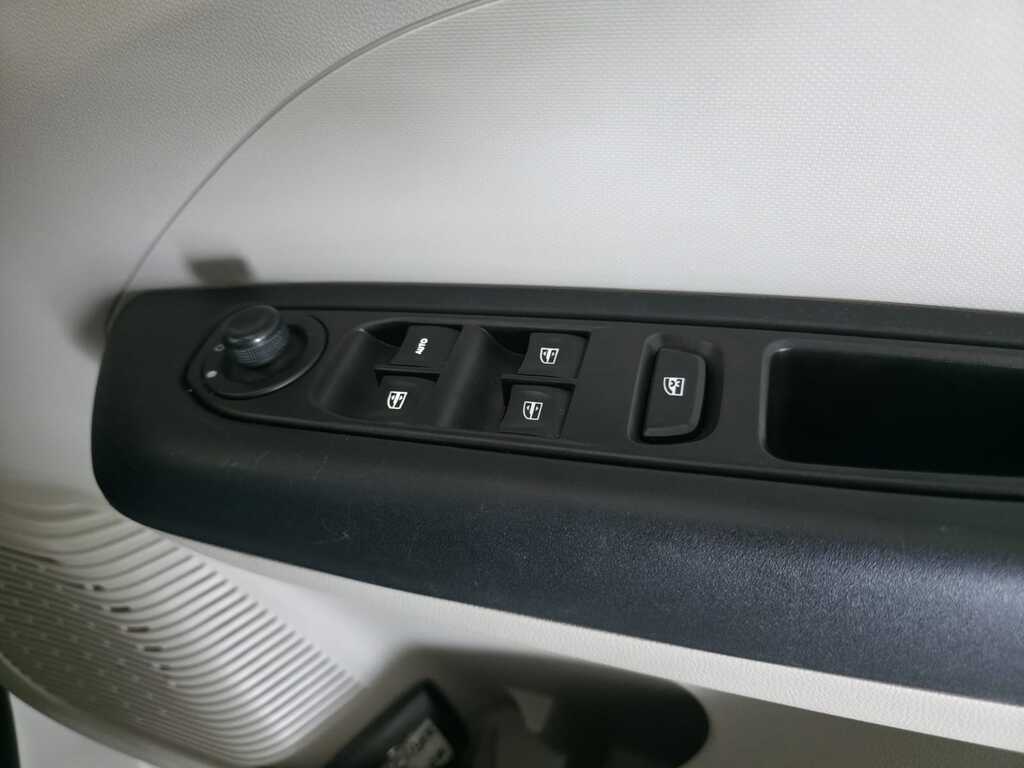 RENAULT TRIBER TRIBER 1.0 PRESTIGE / INTENS AMT