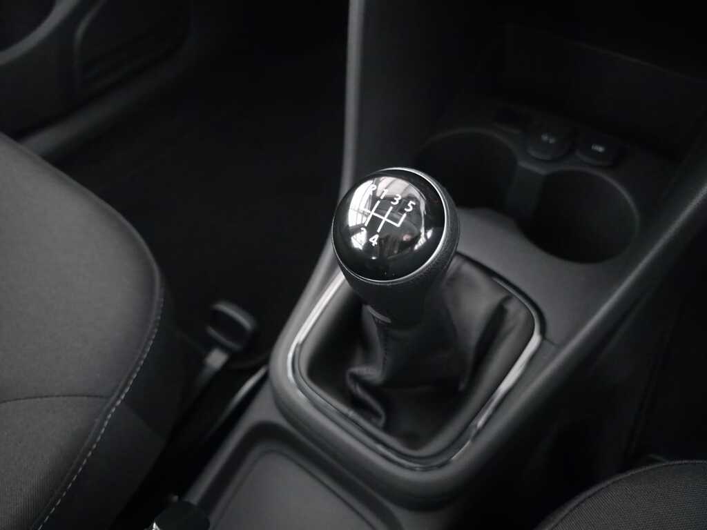 VOLKSWAGEN Polo Vivo POLO VIVO 1.4 LIFE (5DR)