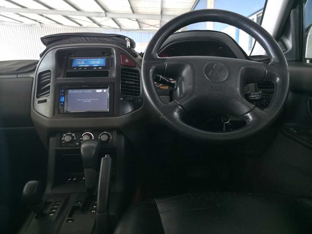 MITSUBISHI PAJERO PAJERO 3200 DI-D 5Dr A/T