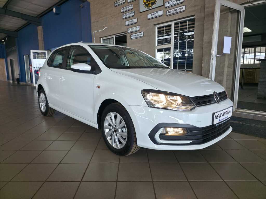 VOLKSWAGEN Polo Vivo POLO VIVO 1.4 LIFE (5DR)