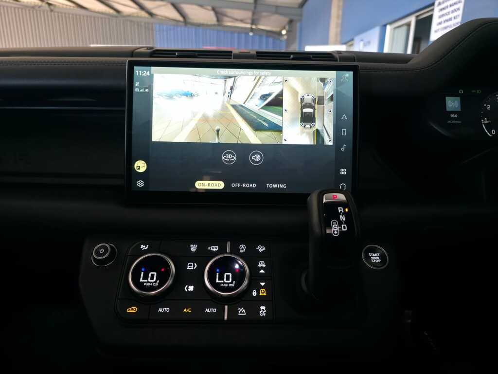 LAND ROVER DEFENDER DEFENDER 90 P400 SE X-DYNAMIC (294KW)