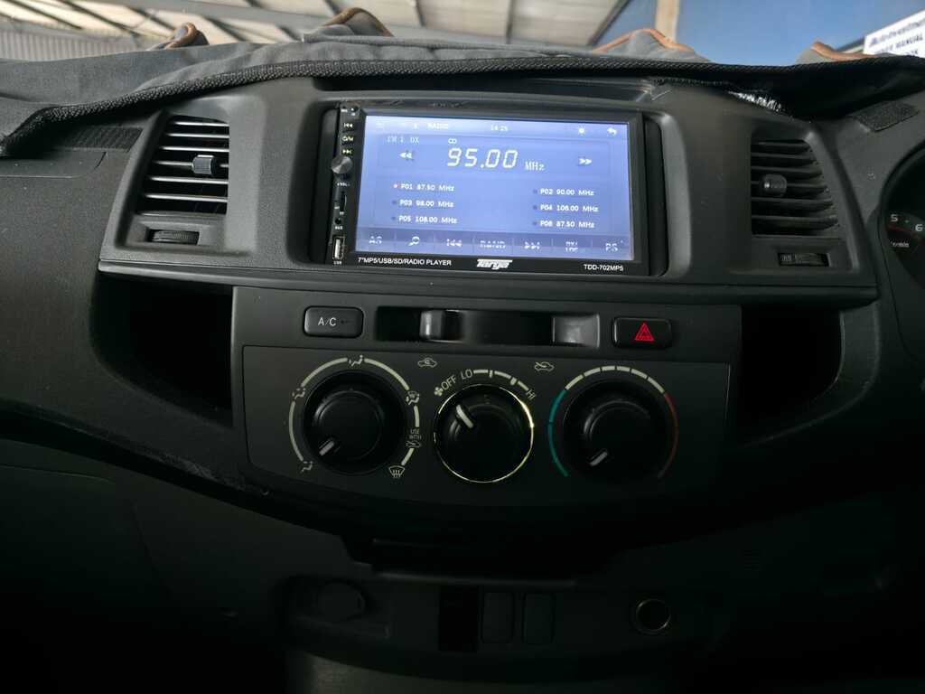 TOYOTA HILUX HILUX 3.0D-4D RAIDER 4X4 P/U D/C - 13