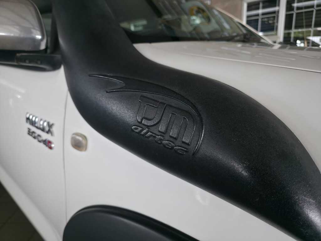 TOYOTA HILUX HILUX 3.0D-4D RAIDER 4X4 P/U D/C - 18