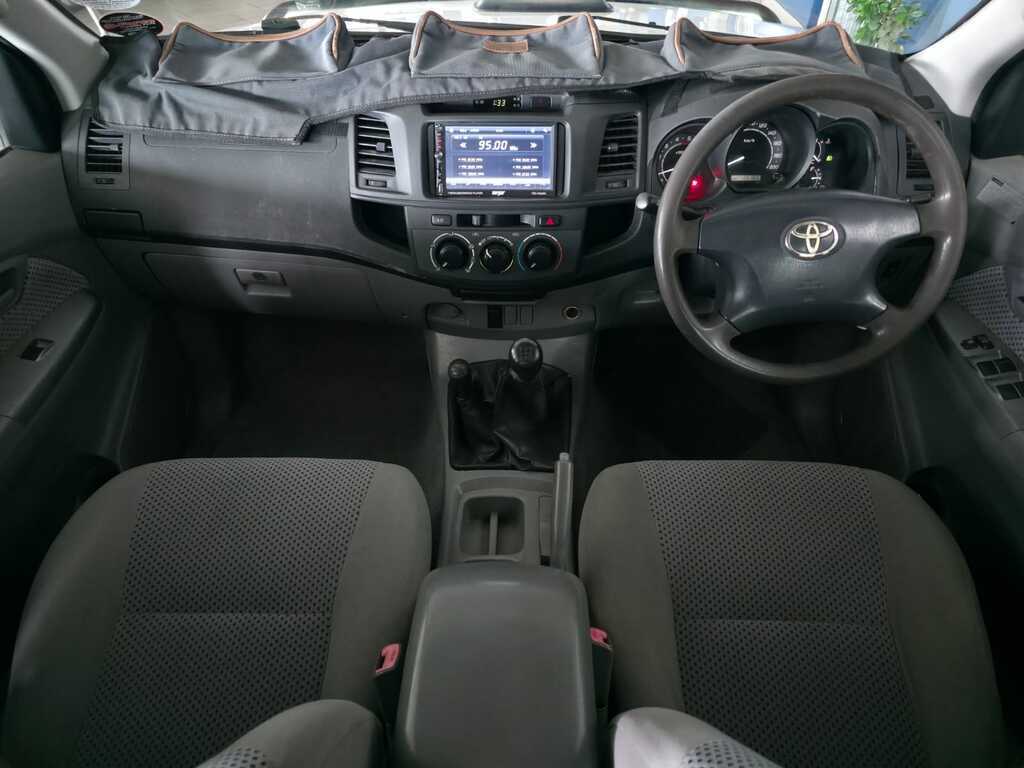TOYOTA HILUX HILUX 3.0D-4D RAIDER 4X4 P/U D/C - 9