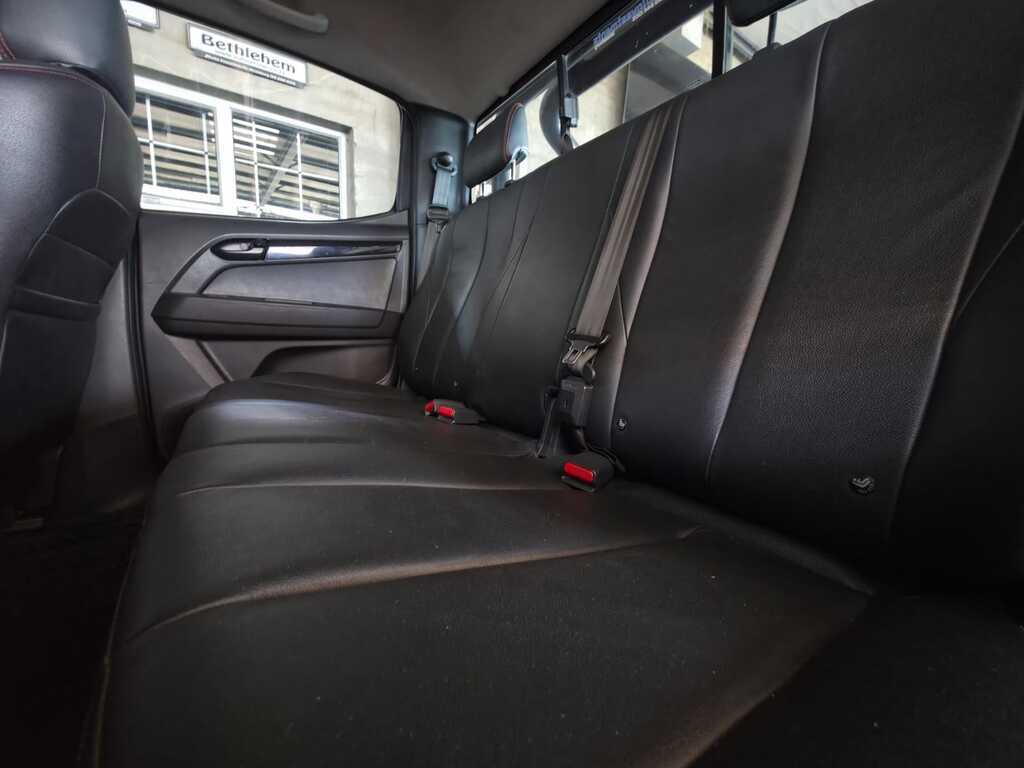 ISUZU D-MAX D-MAX 250 HO X-RIDER D/C P/U - 10