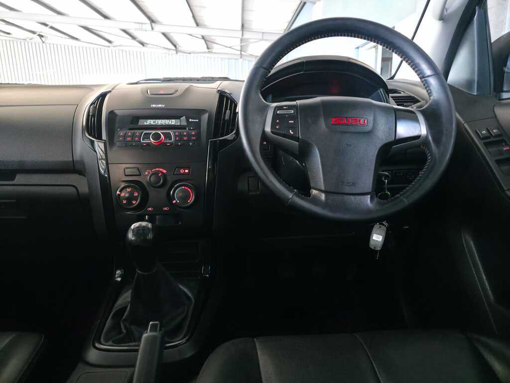 ISUZU D-MAX D-MAX 250 HO X-RIDER D/C P/U - 12