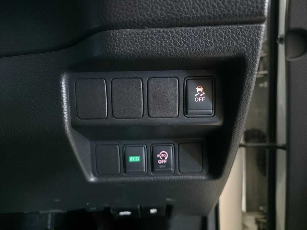 NISSAN QASHQAI QASHQAI 1.6 dCi ACENTA TECH CVT - 16