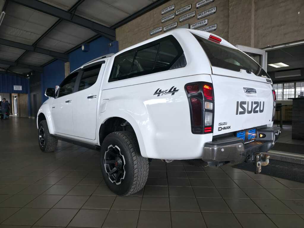 ISUZU D-MAX D-MAX 300 LX 4X4 A/T D/C P/U - 4