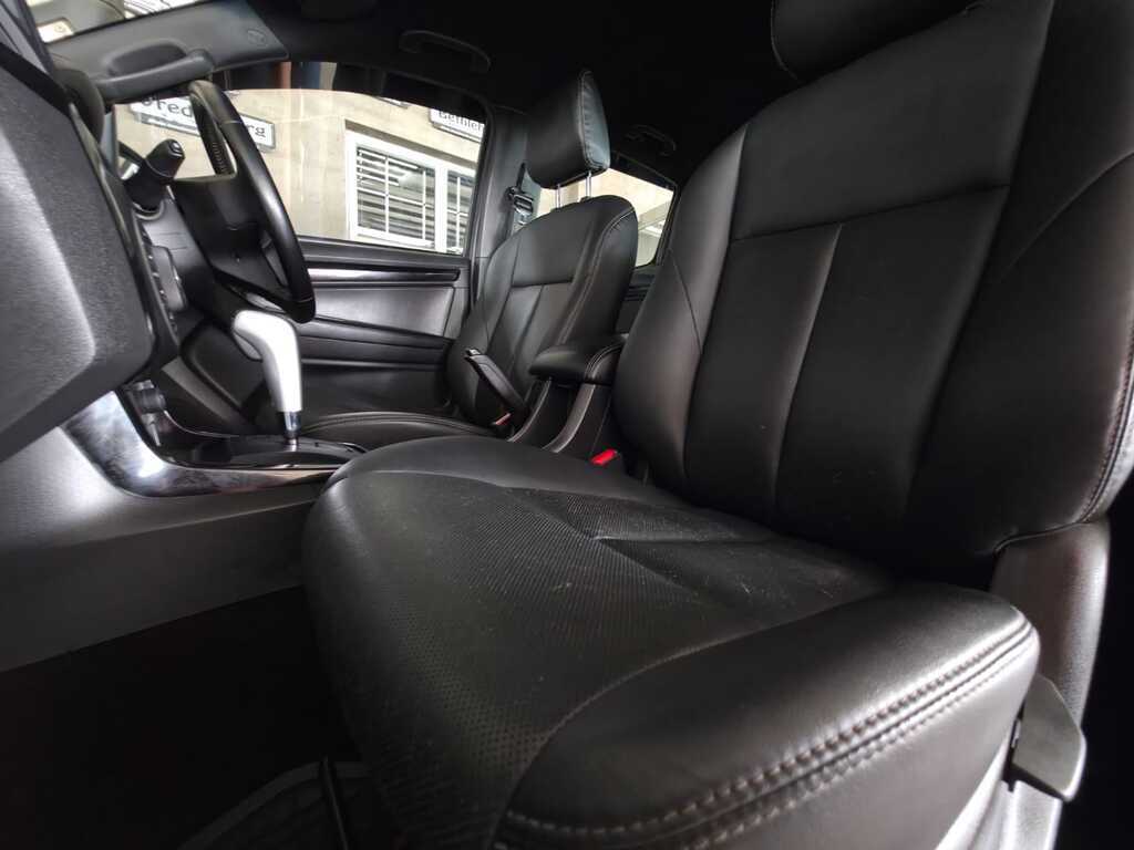 ISUZU D-MAX D-MAX 300 LX 4X4 A/T D/C P/U - 8