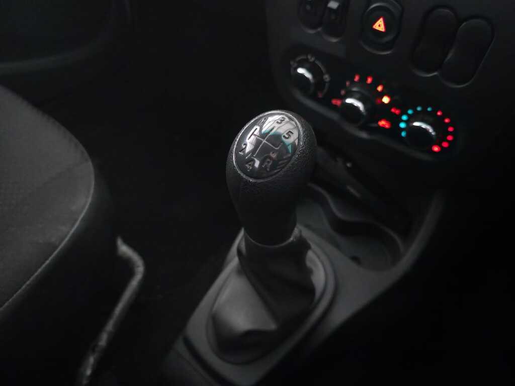 NISSAN NP200 NP200 1.6  A/C SAFETY PACK P/U S/C - 12