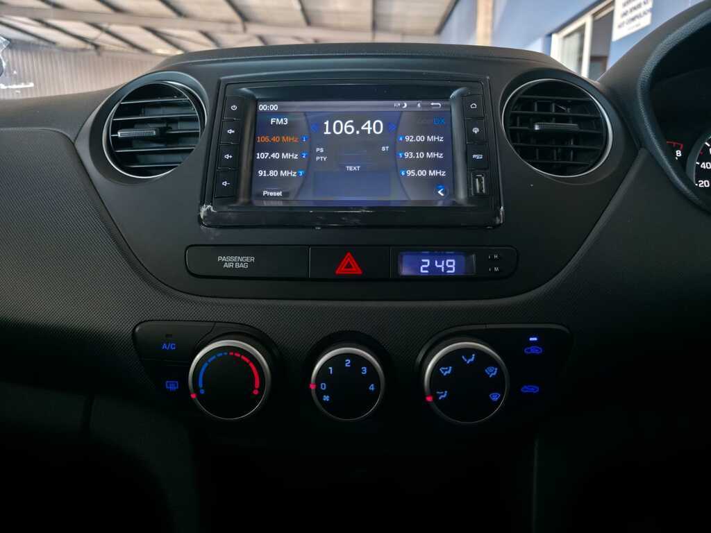 HYUNDAI i10 GRAND i10 1.25 FLUID A/T - 12