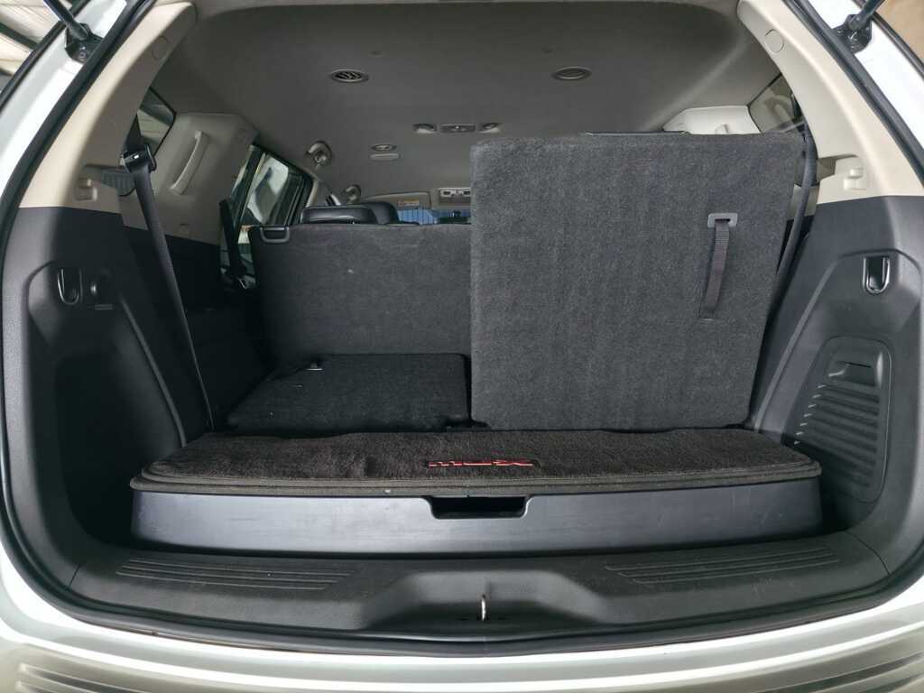 ISUZU MU-X MU-X 3.0D A/T - 11