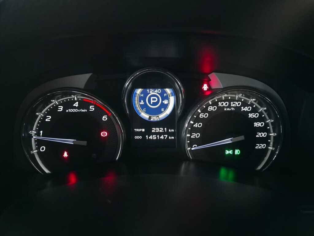 ISUZU MU-X MU-X 3.0D A/T - 18