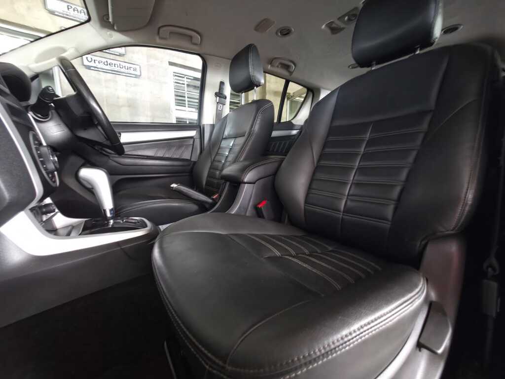 ISUZU MU-X MU-X 3.0D A/T - 8