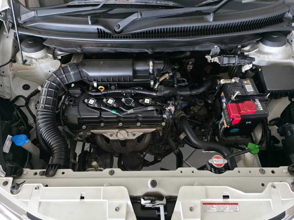 TOYOTA STARLET STARLET 1.4 Xi