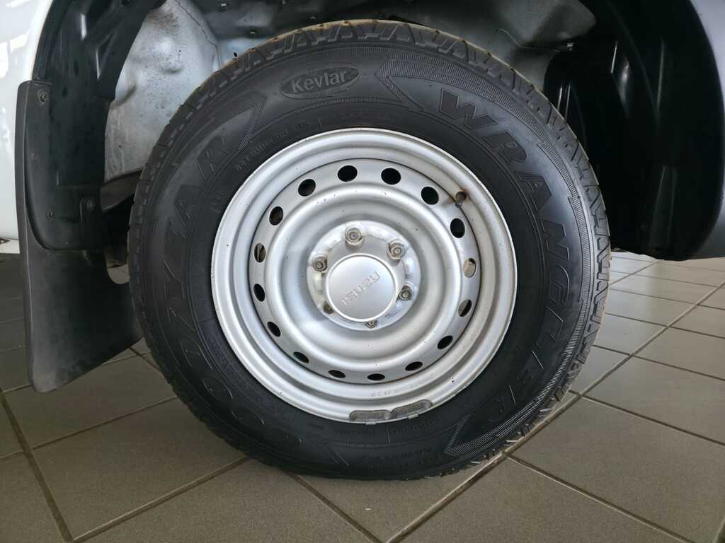 ISUZU D-MAX D-MAX 250C FLEETSIDE S/C P/U