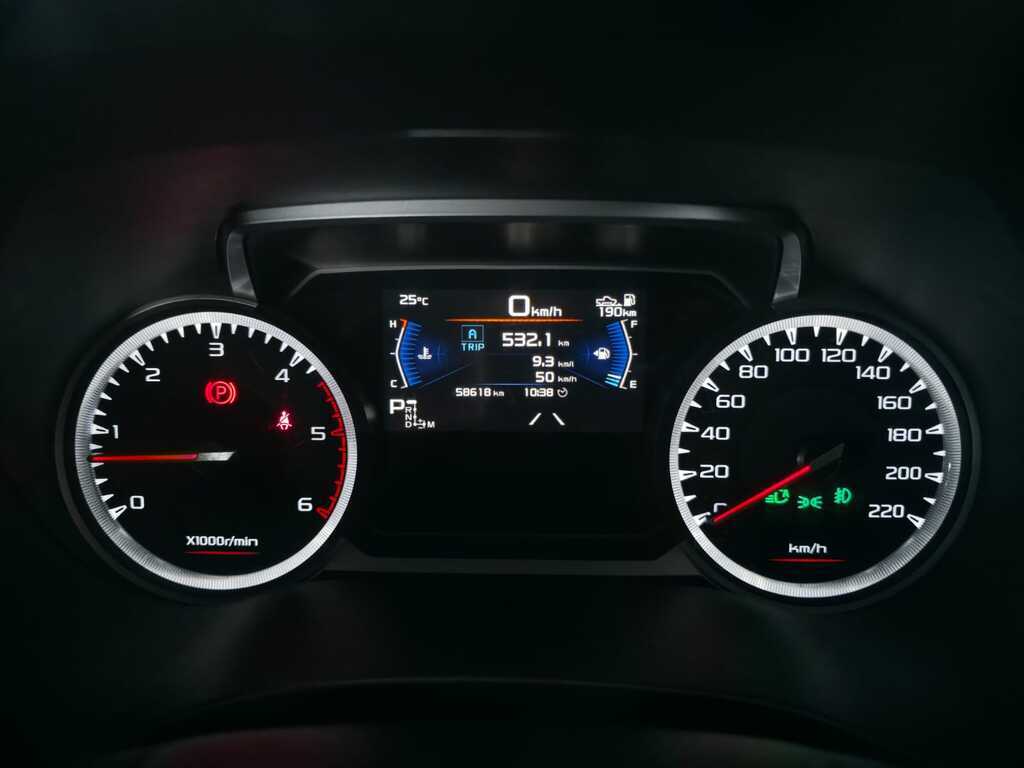 ISUZU D-MAX D-MAX 3.0 Ddi V-CROSS HR A/T D/C P/U - 19