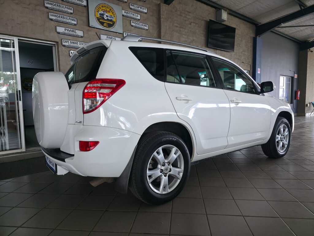 TOYOTA RAV 4 RAV4 2.0 GX