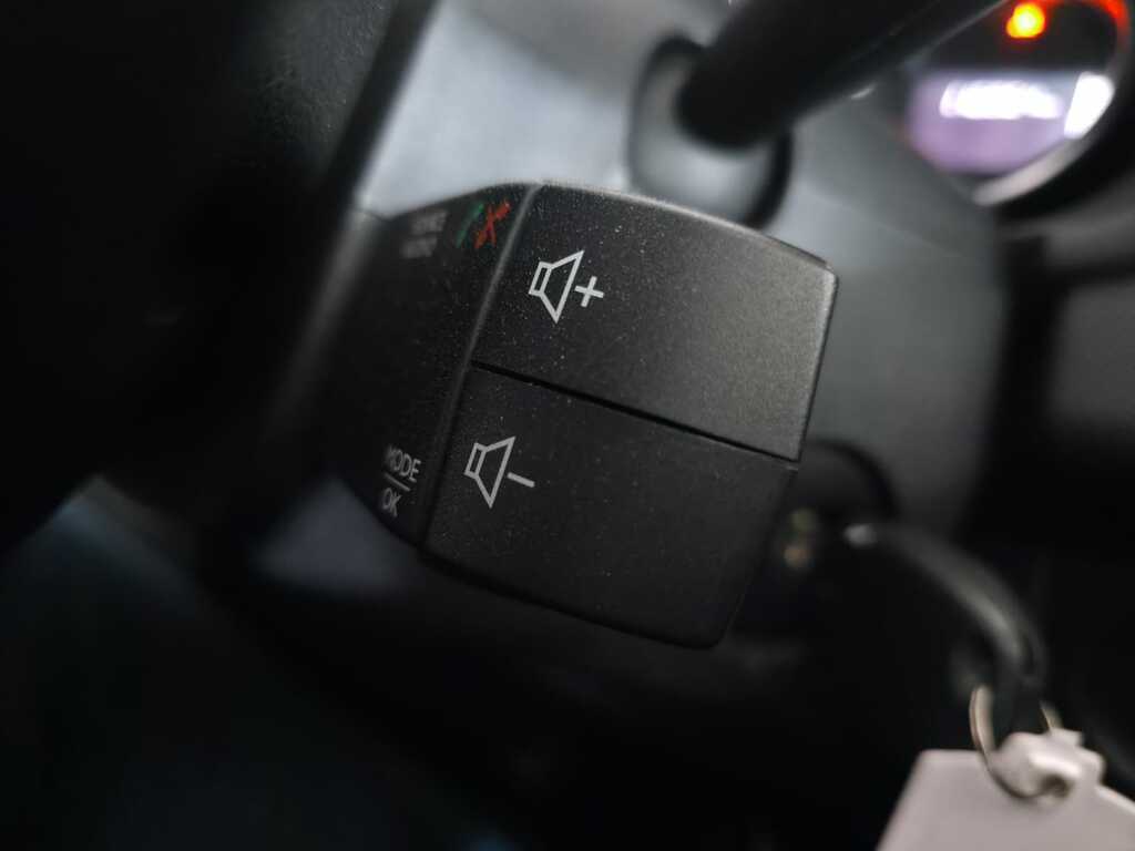 RENAULT SANDERO SANDERO 900 T EXPRESSION - 17