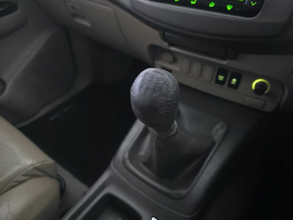TOYOTA FORTUNER FORTUNER 3.0D-4D R/B - 14