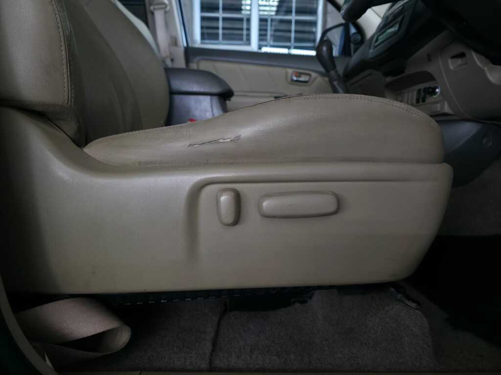 TOYOTA FORTUNER FORTUNER 3.0D-4D R/B - 18