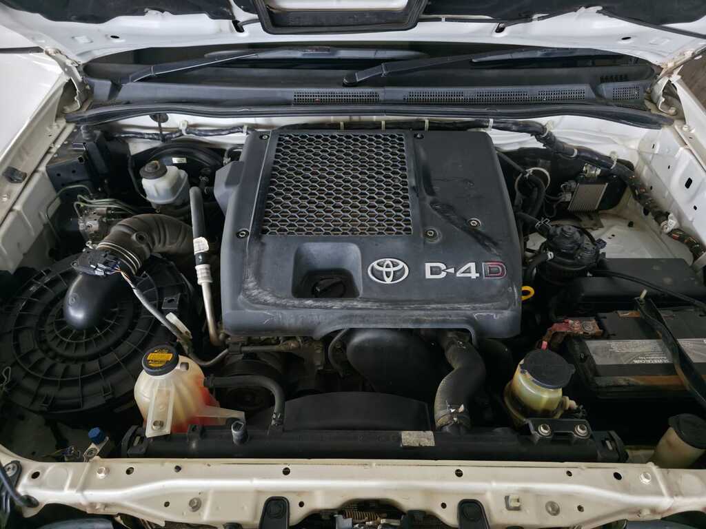 TOYOTA FORTUNER FORTUNER 3.0D-4D R/B - 20