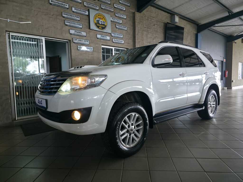 TOYOTA FORTUNER FORTUNER 3.0D-4D R/B - 3
