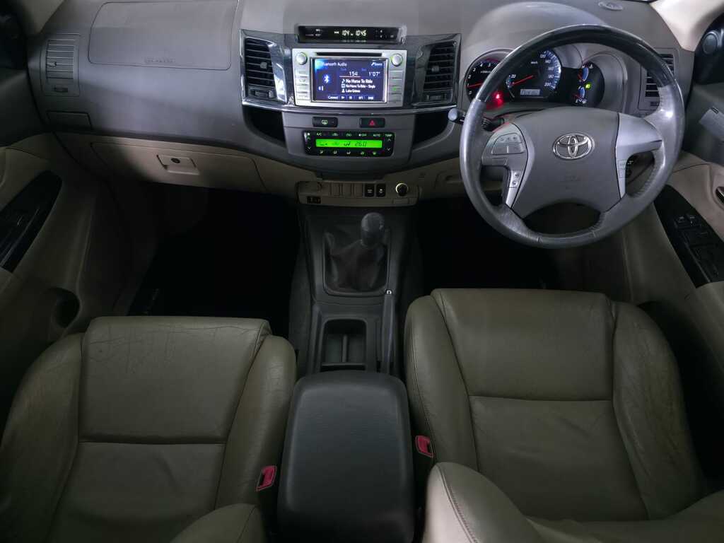 TOYOTA FORTUNER FORTUNER 3.0D-4D R/B - 9