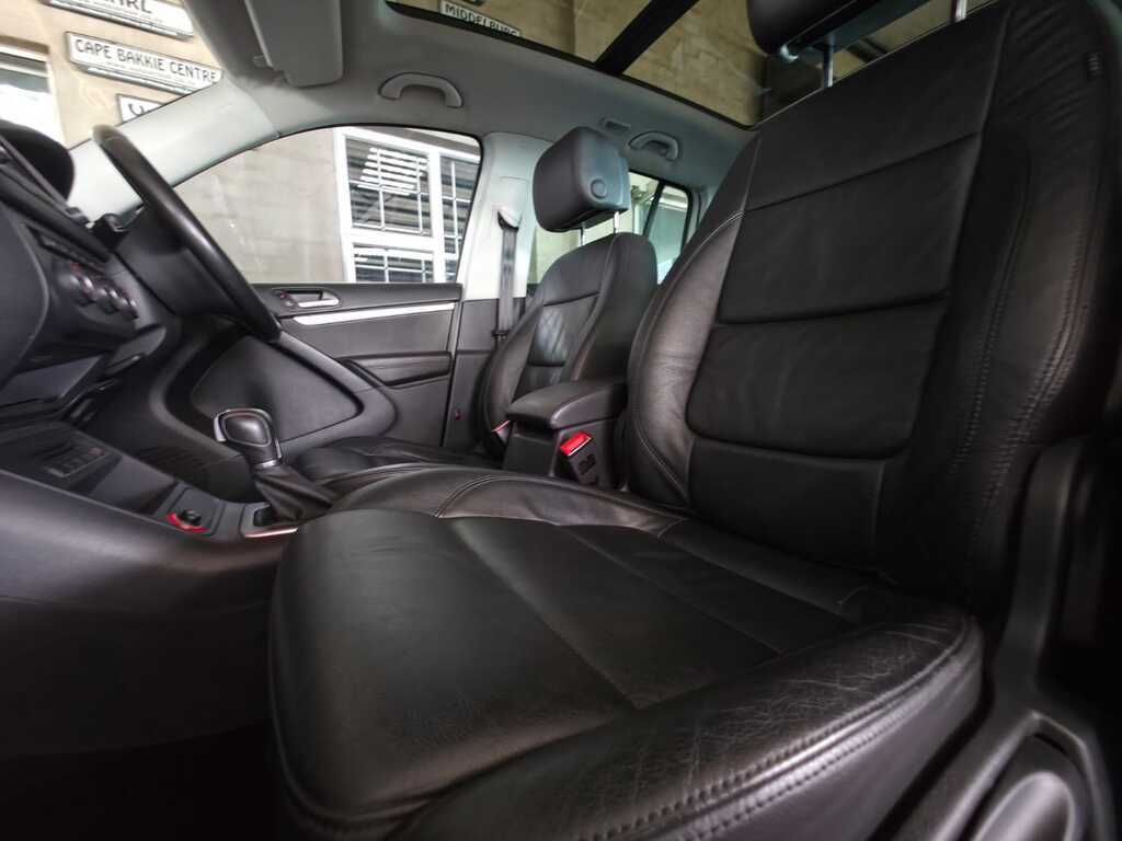 VOLKSWAGEN TIGUAN TIGUAN 2.0 TDi SPRT-STYL 4/MOT DSG